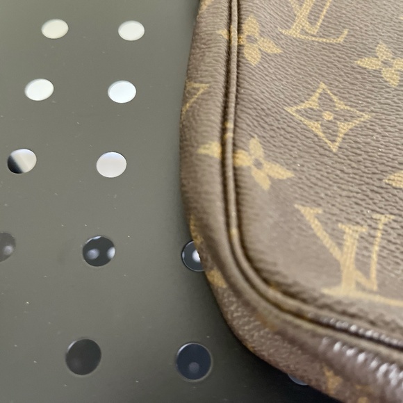 LOUIS VUITTON Pochette bag - Picture 9 of 13
